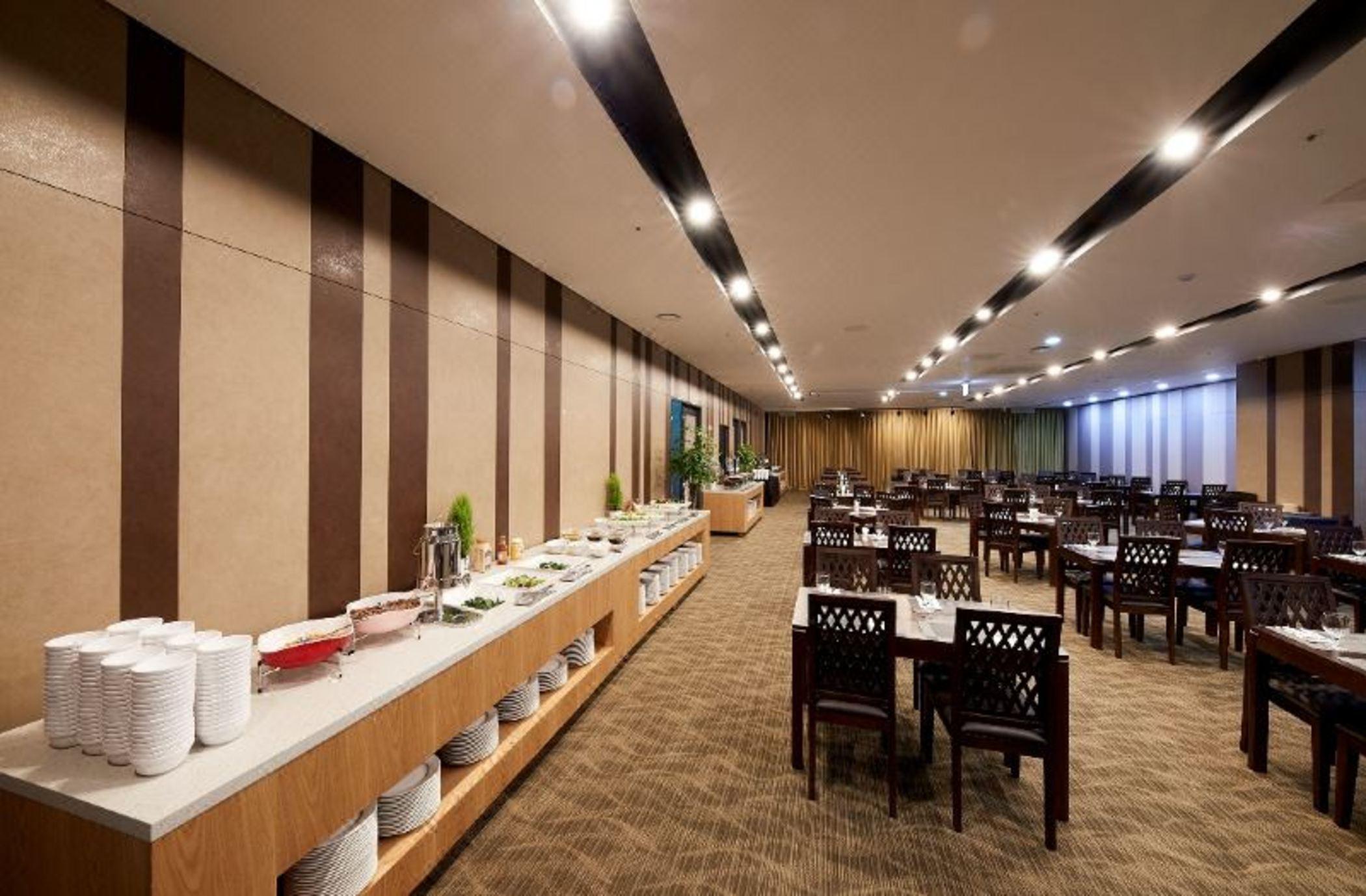 Ramada By Wyndham Yongin Hotel Buitenkant foto